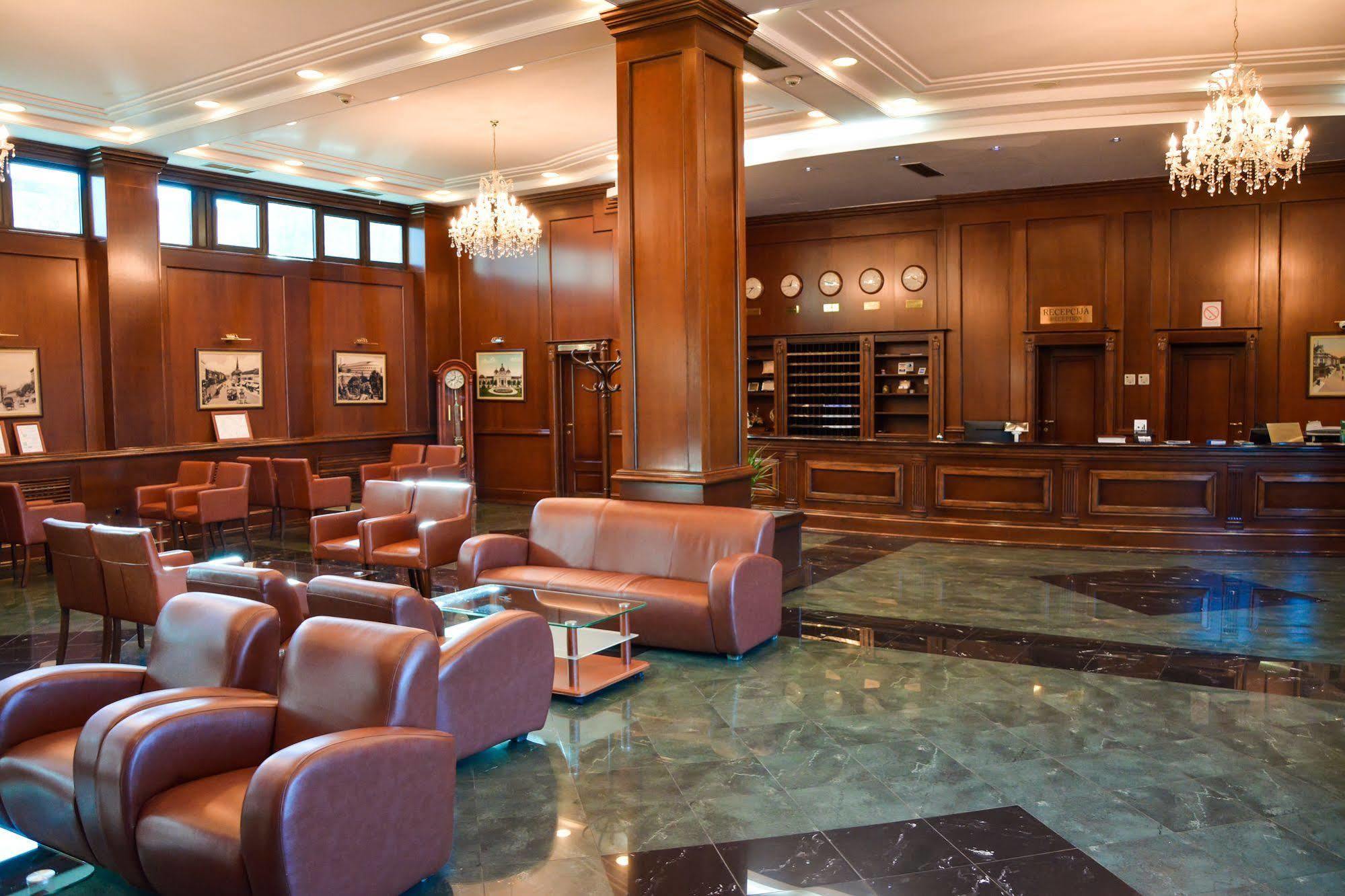 Hotel Novi Sad Bagian luar foto